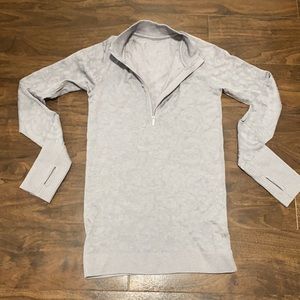 Lululemon Rest Less 1/2 Zip Long Sleeve Gray Size 6